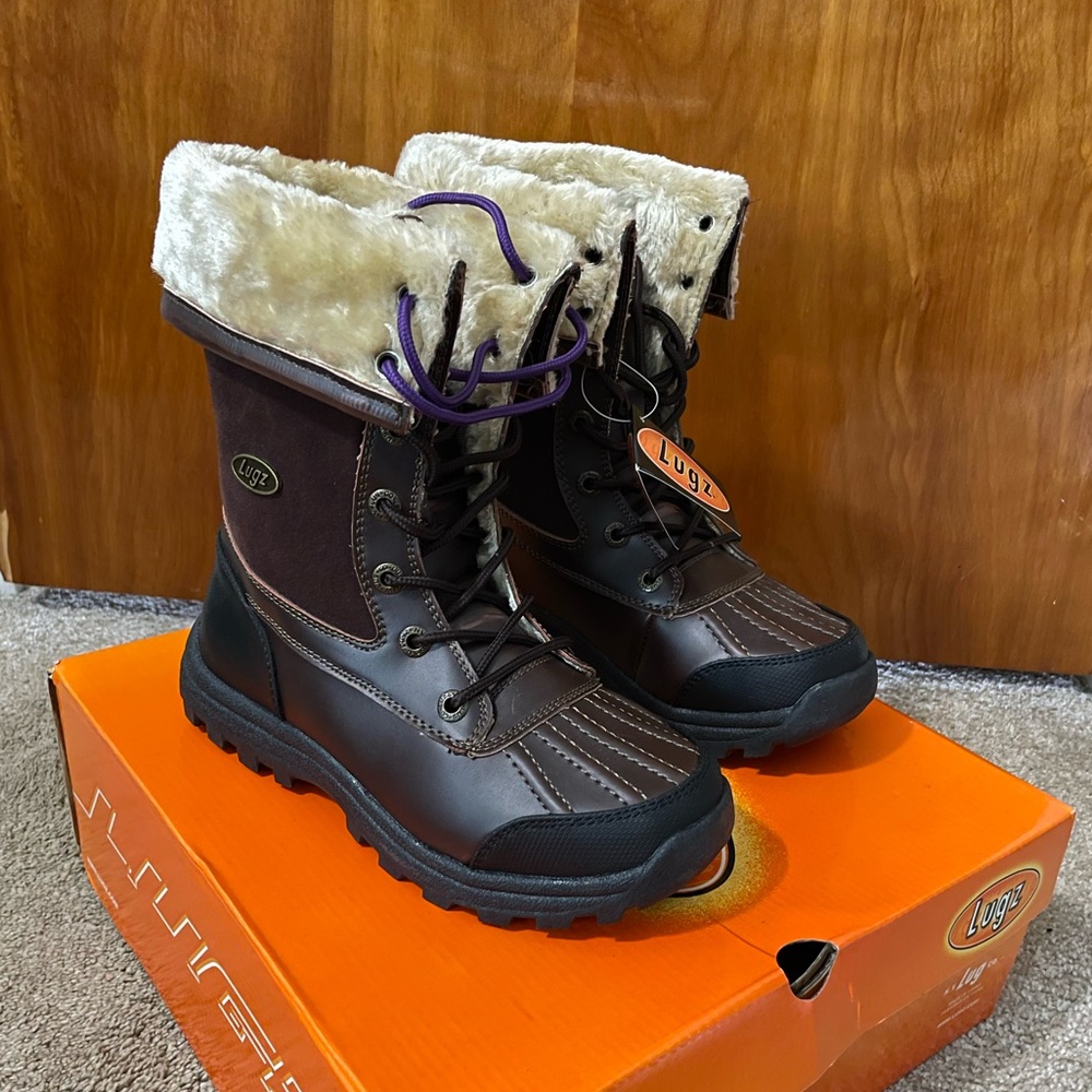 Lugz Tambora Red-Brown/Black Winter Boots Women’s 7 Water Resistant NWT